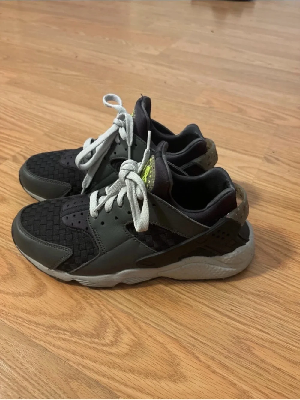 Kids Black & Gray hurrache